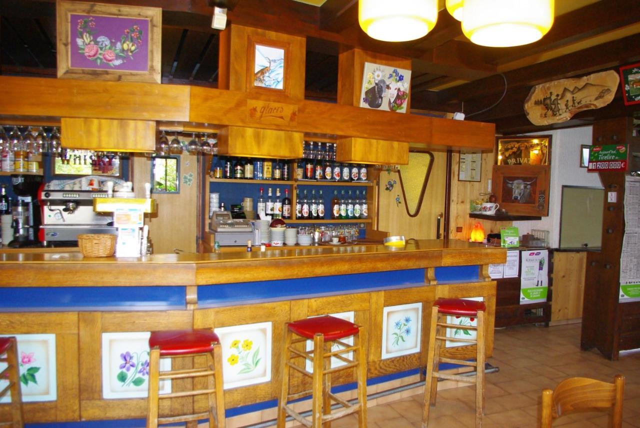 Hotel Le Tourisme Plateau dʼAssy Esterno foto