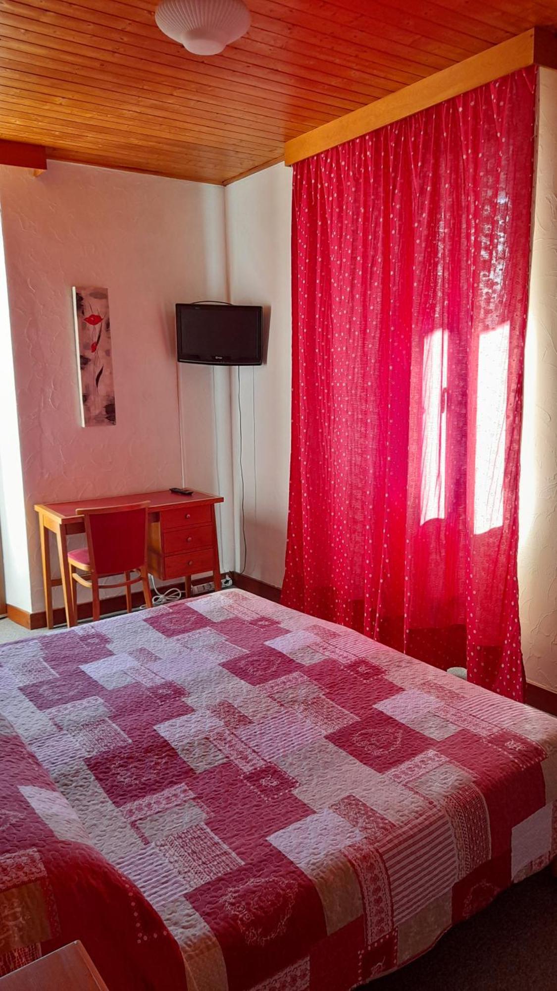 Hotel Le Tourisme Plateau dʼAssy Esterno foto