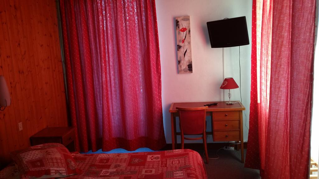 Hotel Le Tourisme Plateau dʼAssy Esterno foto